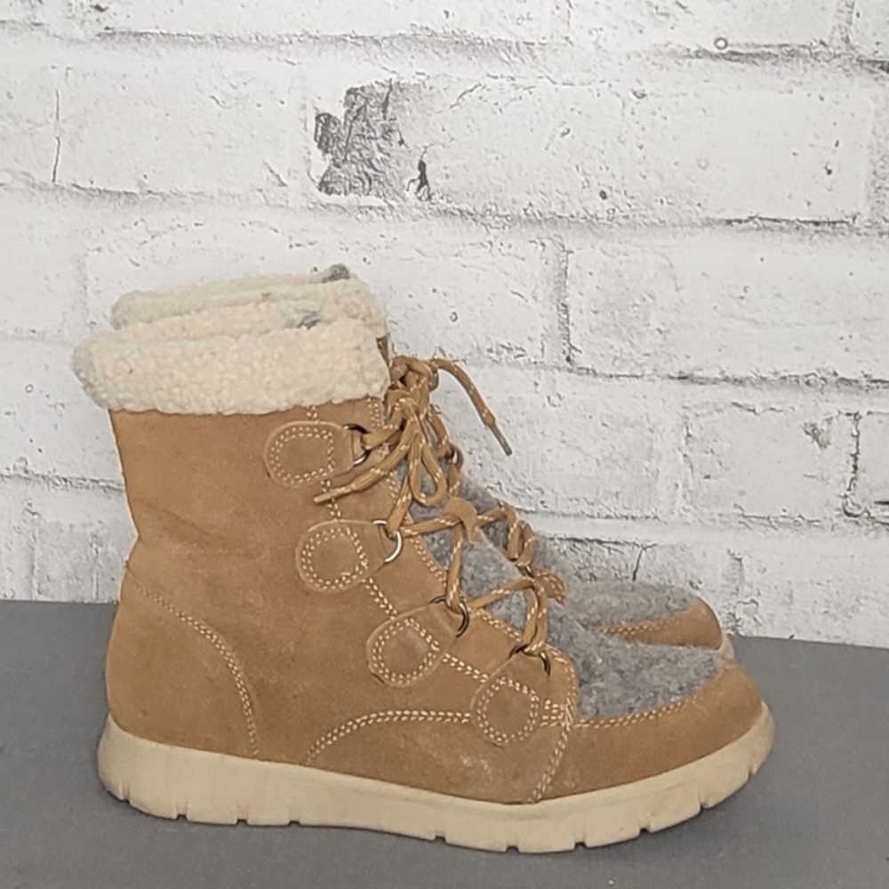 Women's Canadiana Fall Boots
